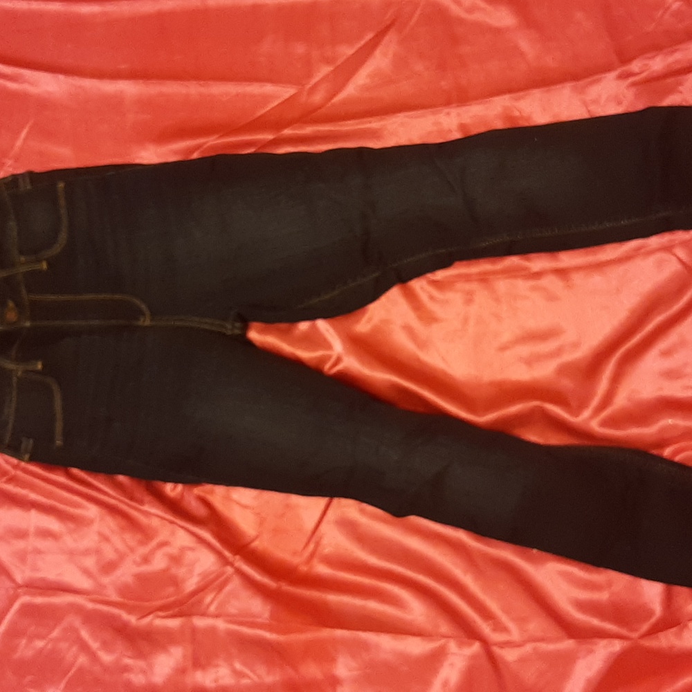 Hollister  darkwash